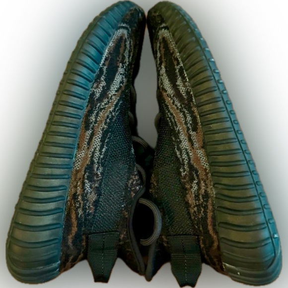 Adidas Yeezy Boost 350 V2 MX Dark Salt Size 6 - Picture 4 of 6